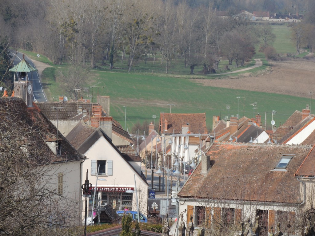 Châtel-de-Neuvre 1