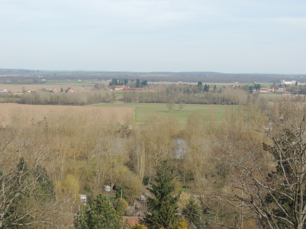 Châtel-de-Neuvre 19